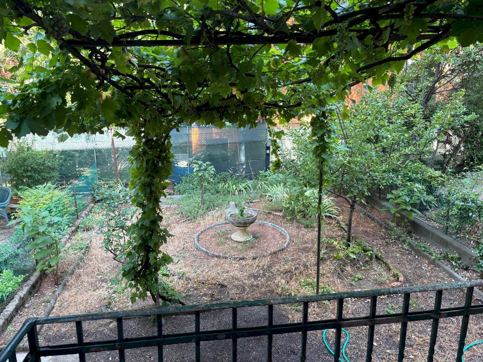 GIARDINO - Quadrilocale via Severino Ferrari, Bologna (zona Murri) - foto 1