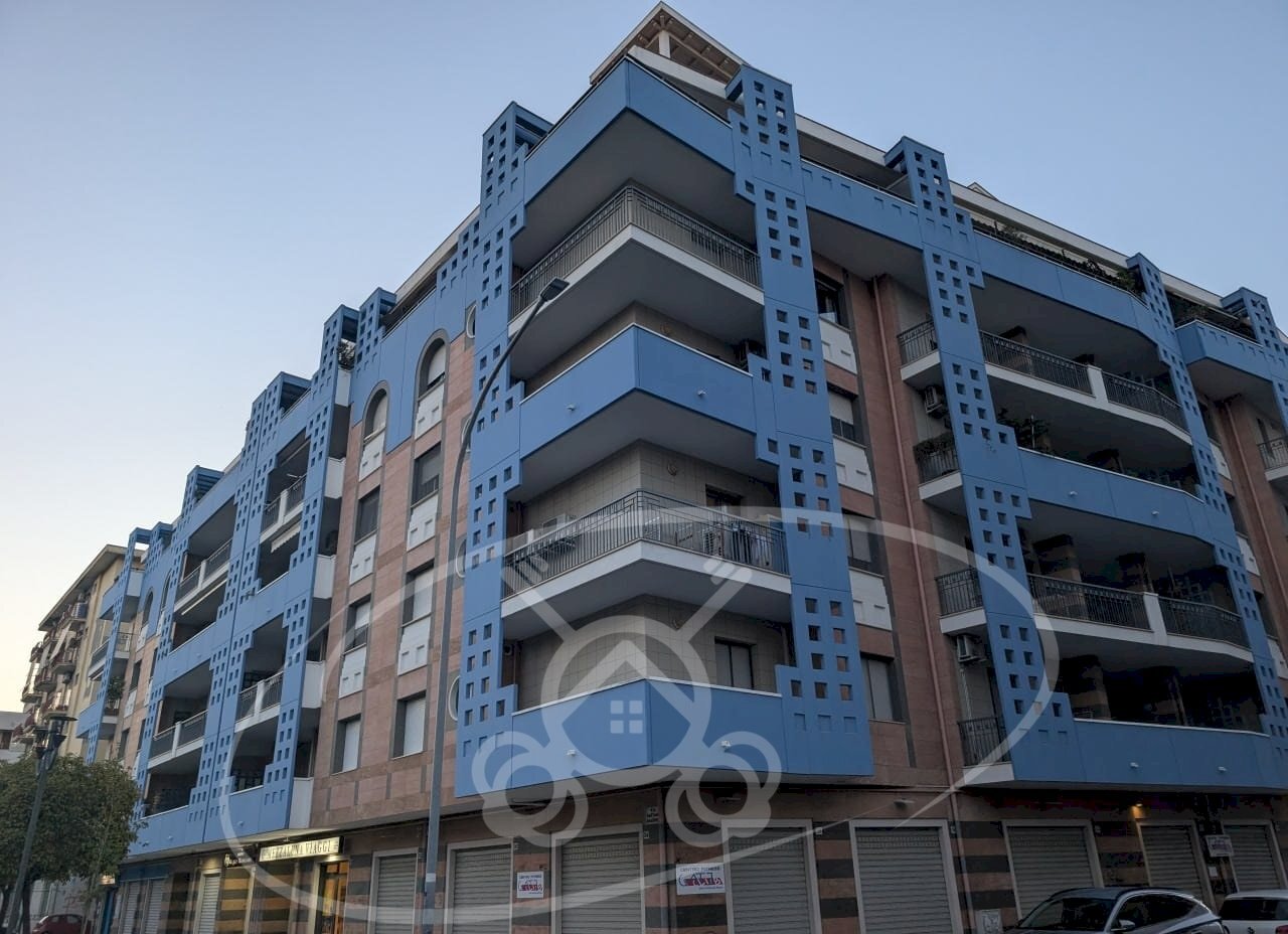 Four-room apartment via gaetano amatruda, 38, Foggia - photo 1