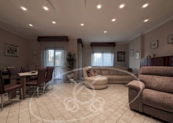 Four-room apartment via gaetano amatruda, 38, Foggia - photo 12