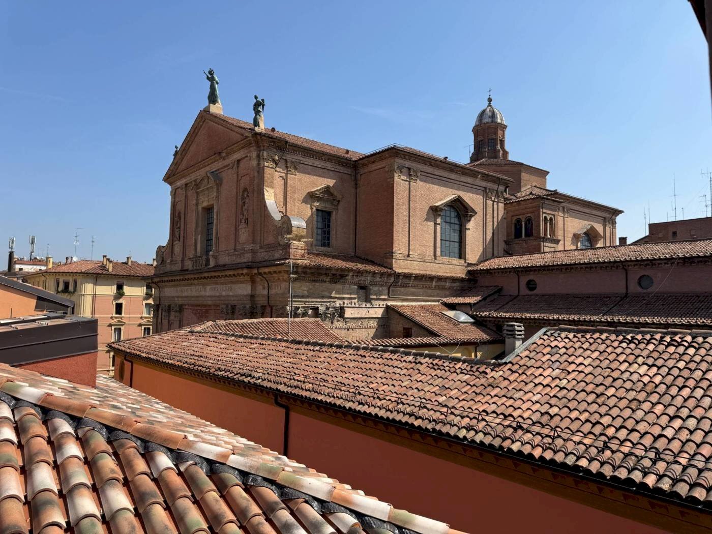 Vista - Appartamento Via Cesare Battisti, Bologna (zona Centro Storico) - foto 3