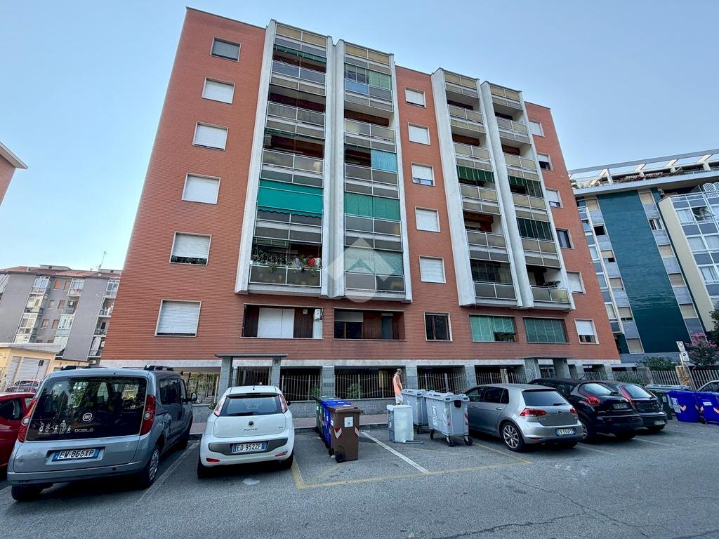 Three-room apartment Via papa giovanni XXIII, Moncalieri - photo 1