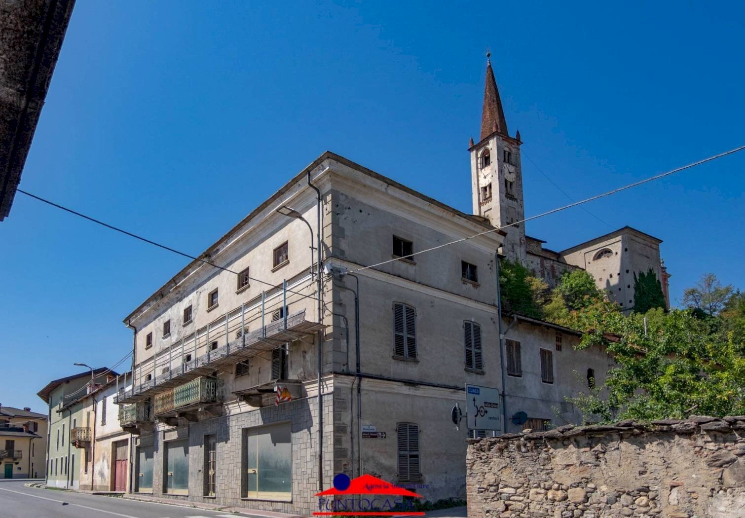 Stable - Palace Via Giacomo Matteotti, 8, Caraglio - photo 2