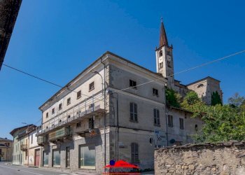 Stable - Palace Via Giacomo Matteotti, 8, Caraglio - photo 2