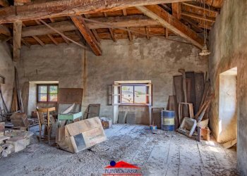 Stable - Palace Via Giacomo Matteotti, 8, Caraglio - photo 33