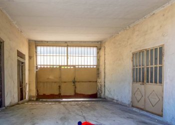 Stable - Palace Via Giacomo Matteotti, 8, Caraglio - photo 36