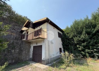 Semi-detached house Via del forno, Ivrea - photo 3