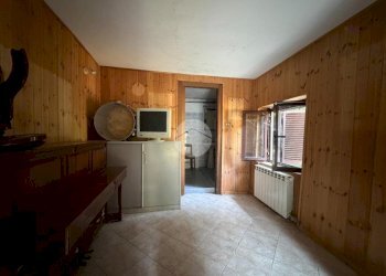 Semi-detached house Via del forno, Ivrea - photo 11