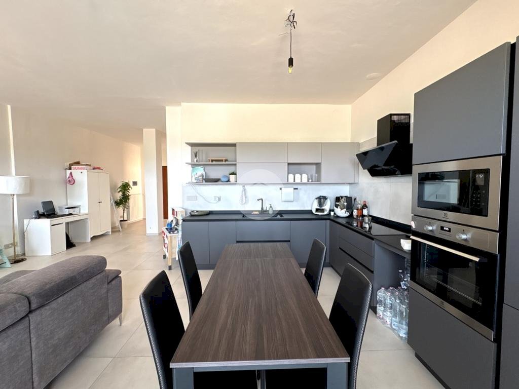 Three-room apartment Via garessio, Rivoli - photo 1