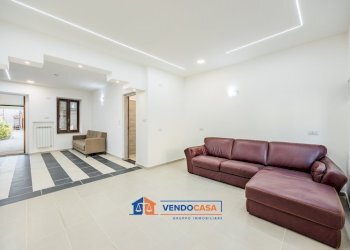 Independent house Lombriasco - photo 16