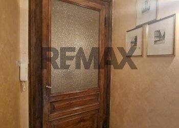 Trilocale Via Madama Cristina, 20 
 San Salvario, Torino (zona San Salvario) - foto 3