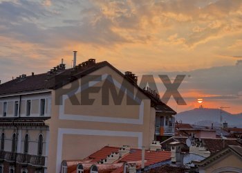 Three-room apartment Via Madama Cristina, 20
San Salvario, Torino (neighborhood San Salvario) - photo 37