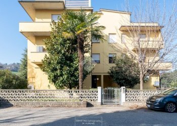 Four-room apartment Via Libertà, Vignola - photo 2