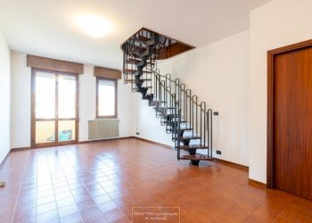 Four-room apartment Via Libertà, Vignola - photo 5