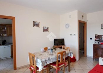 Four-room apartment Via martiri della liberta', Castagnole Piemonte - photo 3