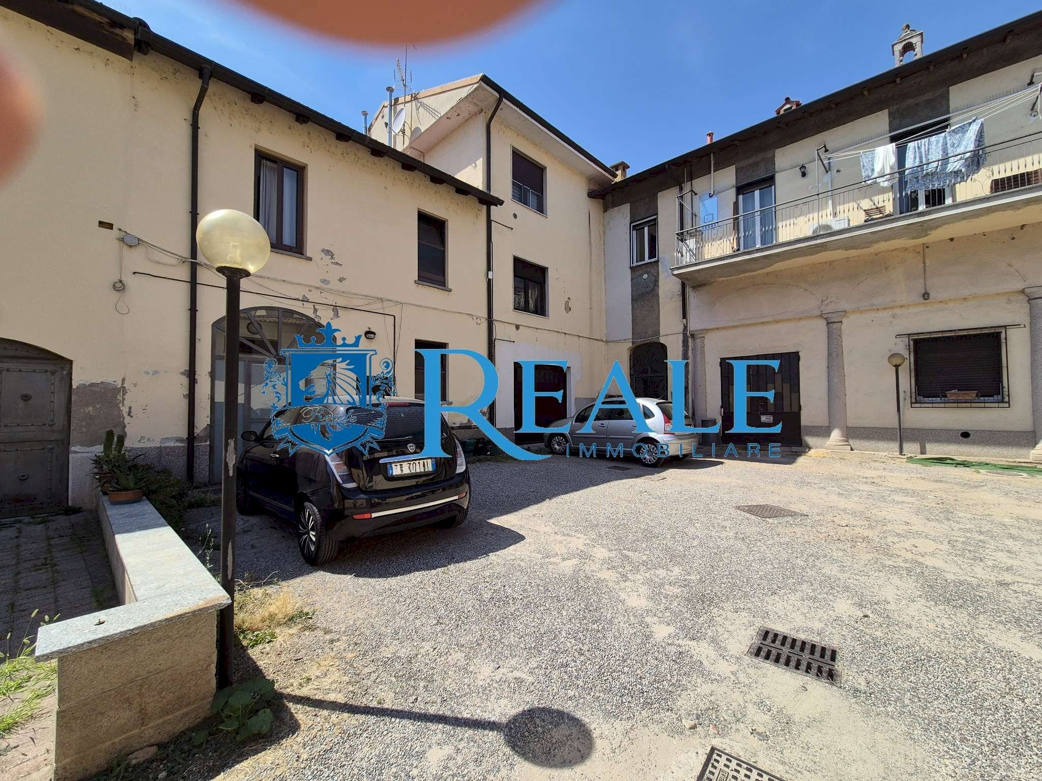 Two-room apartment Casorezzo - photo 1