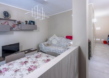 Two-room apartment Via Cascinette, Ivrea - photo 5