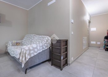 Two-room apartment Via Cascinette, Ivrea - photo 6