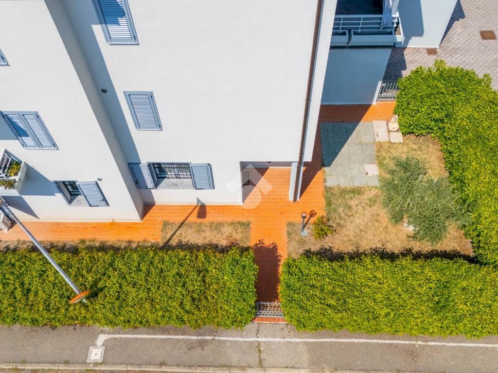 Two-room apartment Via Cavalieri di V. Vento, Quattro Castella - photo 1