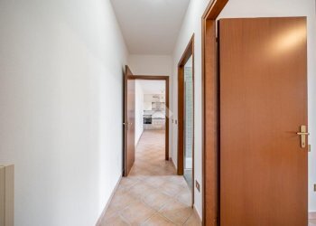 Two-room apartment Via Cavalieri di V. Vento, Quattro Castella - photo 21