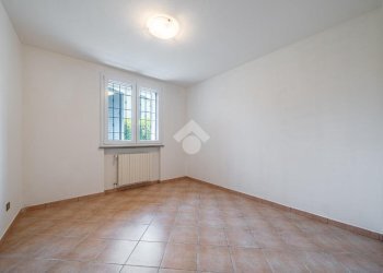 Two-room apartment Via Cavalieri di V. Vento, Quattro Castella - photo 24