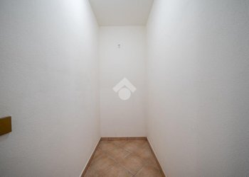Two-room apartment Via Cavalieri di V. Vento, Quattro Castella - photo 26