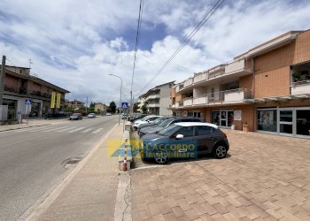 Foto 5 - Locale Commerciale Via Aterno
280, Chieti - foto 5