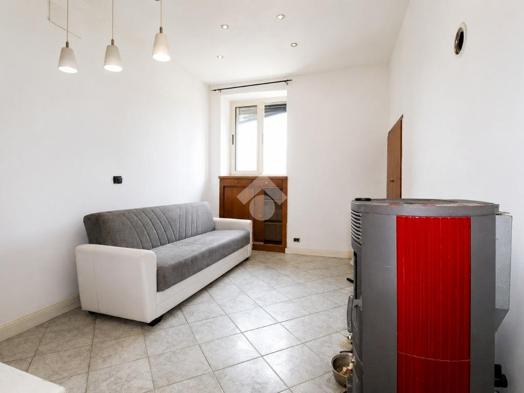 Two-room apartment Via nazionale, Porte - photo 1