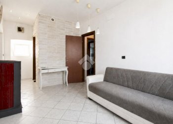 Appartamento Via nazionale, Porte - foto 2