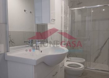 Foto 15 - Two-room apartment via Padre Luigi Monti
 
18, Saronno - photo 15