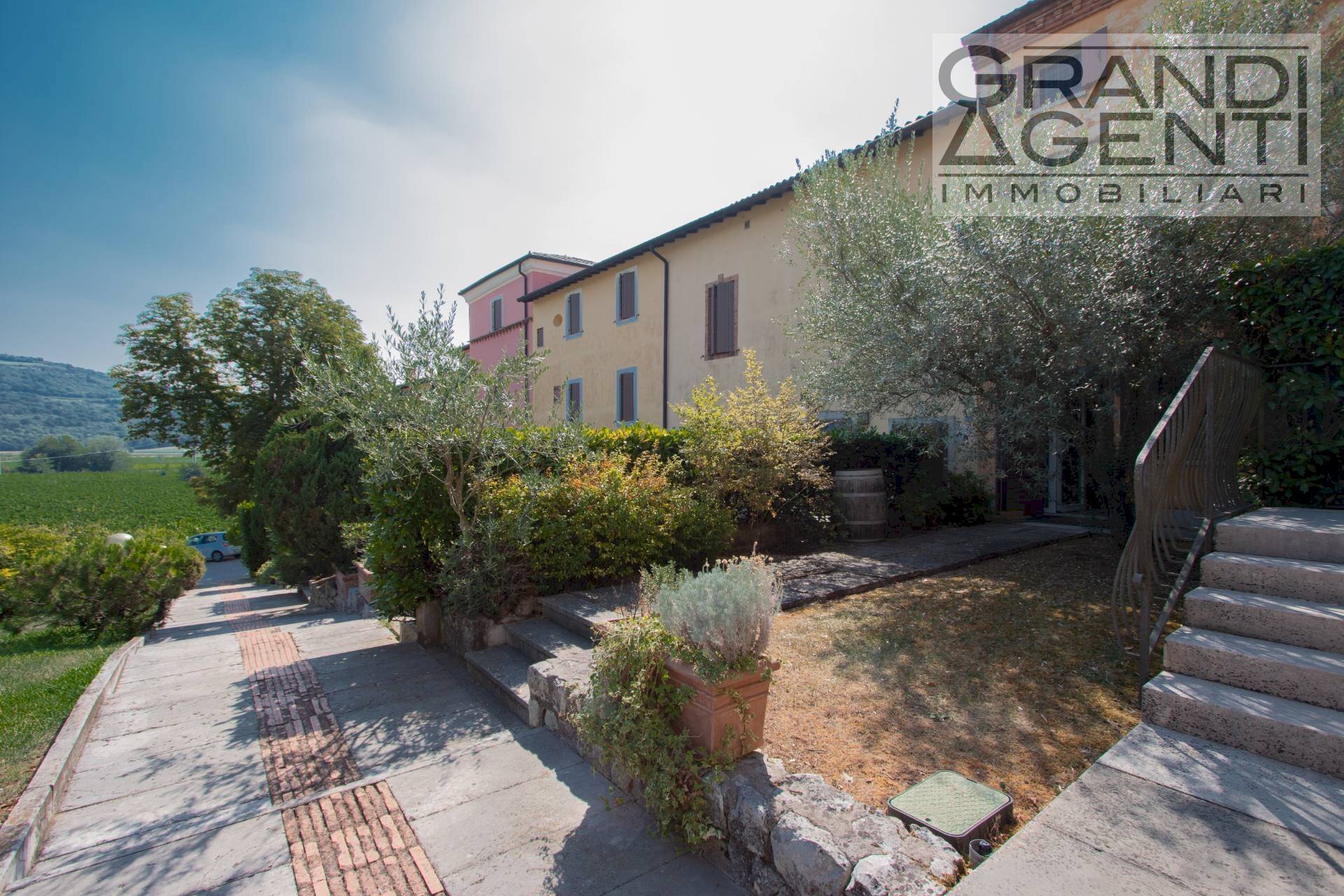 Foto 1 - Villa a Schiera via terreno
 
3, San Martino Buon Albergo - foto 1