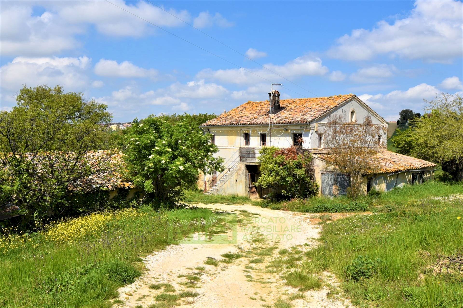 Foto 2 - Independent house Frazione Montefiore
136, Recanati - photo 2