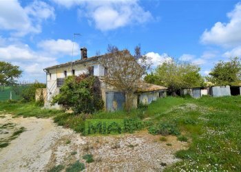 Foto 4 - Independent house Frazione Montefiore
 
136, Recanati - photo 4