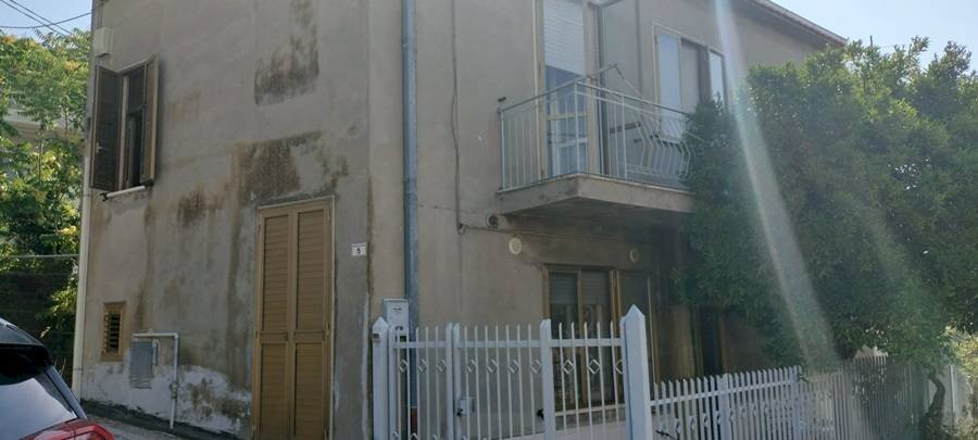 Foto 1 - Casa indipendente via del convento
 
5, Spoltore - foto 1