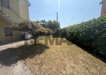 Giardino - Apartment via Mameli
 
2, Arcisate - photo 3