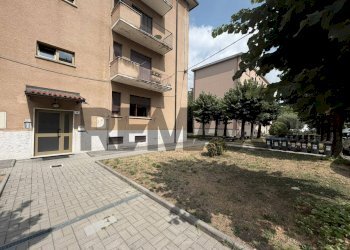Edificio all\'aperto - Bilocale VIA VARCHI
 
16, Varese - foto 13