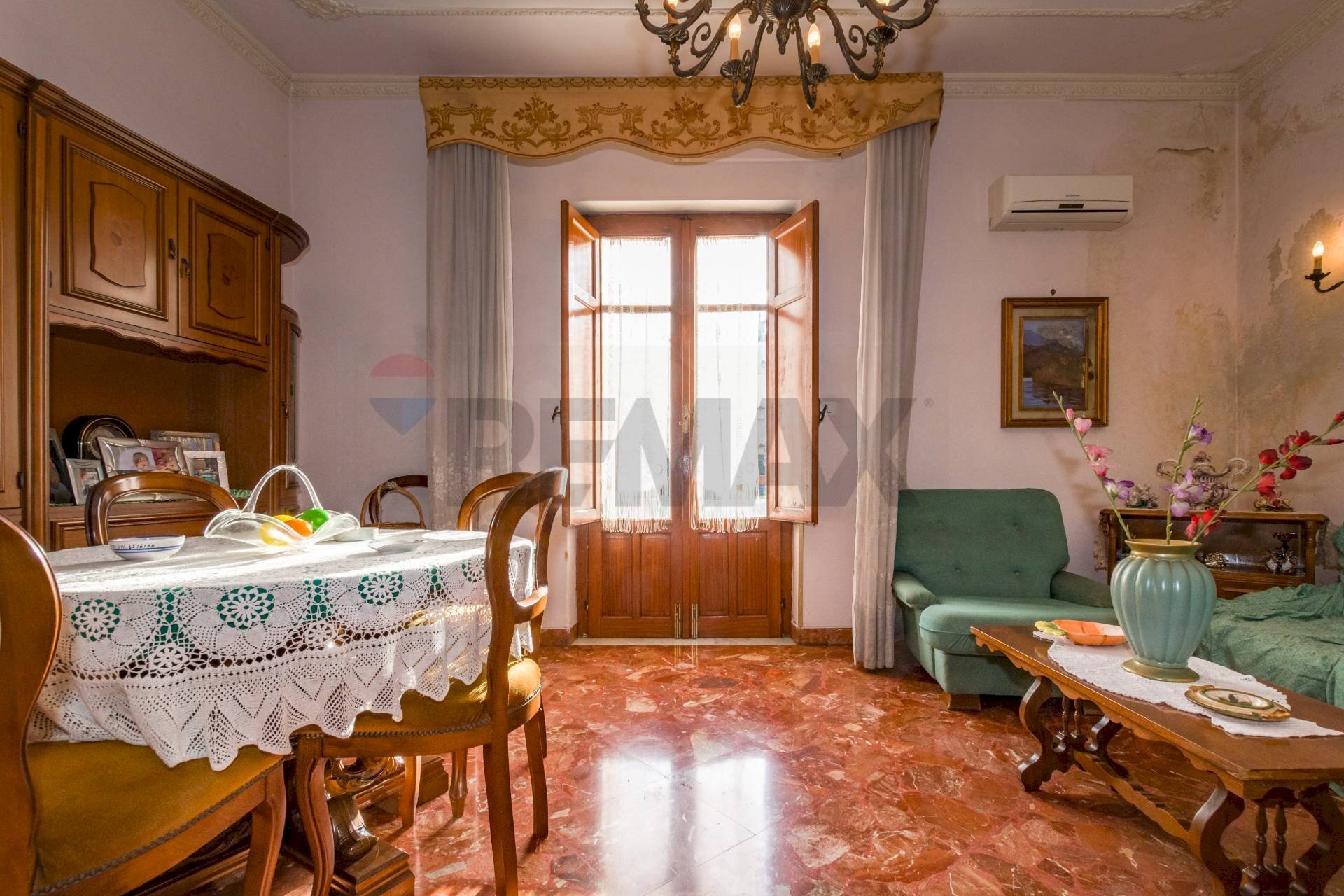 Sala da pranzo - Four-room apartment Via Sferracavallo
151, Palermo - photo 3