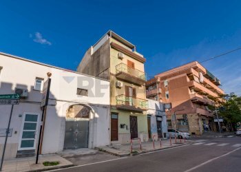 Edificio all\'aperto - Quadrilocale Via Sferracavallo
151, Palermo - foto 24