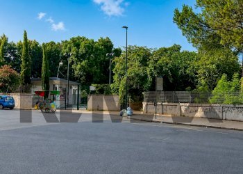 Edificio all\'aperto - Locale Commerciale Viale privato delle nebulose
6, Napoli - foto 10