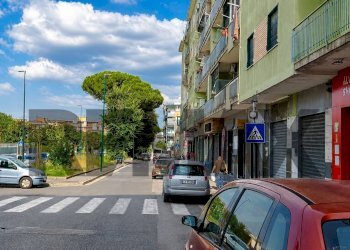 Edificio all\'aperto - Locale Commerciale Viale privato delle nebulose
6, Napoli - foto 11