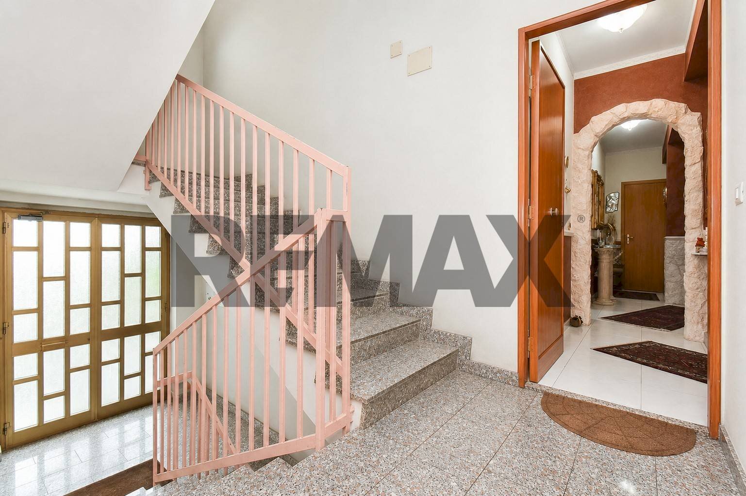Scale - Four-room apartment Via Giglio
1B, Aci Catena - photo 2