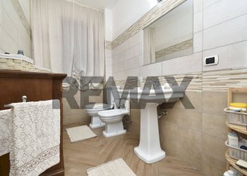 Bagno - Four-room apartment Via Giglio
 
1B, Aci Catena - photo 10