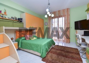 Camera / camera da letto - Four-room apartment Via Giglio
 
1B, Aci Catena - photo 13