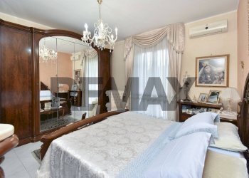 Camera / camera da letto - Four-room apartment Via Giglio
 
1B, Aci Catena - photo 25