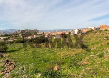 Vista delle montagne - Terreno edificabile Via Biella
74, Paterno - foto 11