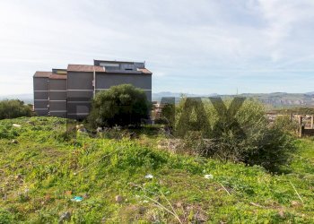 Giardino - Terreno edificabile Via Biella
74, Paterno - foto 19
