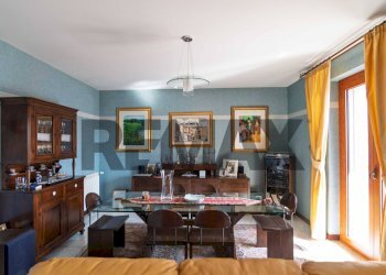 Sala da pranzo - Terraced Villa Via Lecco
 
25, Aci Catena - photo 2