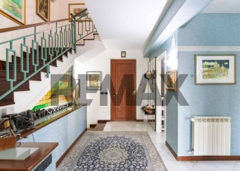 Scale - Terraced Villa Via Lecco
 
25, Aci Catena - photo 5