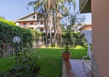 Giardino - Terraced Villa Via Lecco
 
25, Aci Catena - photo 17