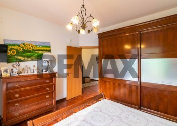 Camera / camera da letto - Villa a Schiera Via Castelnuovo Don Bosco
 
snc, Acireale - foto 30