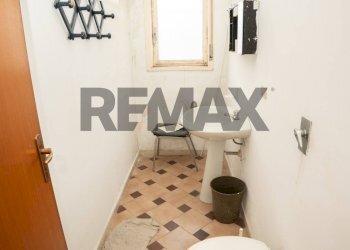 Bagno - Villa Strada Comunale Marangio
 
7, Vittoria - photo 23